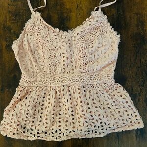 Elegant Eyelet Lace Camisole in Blush Pink